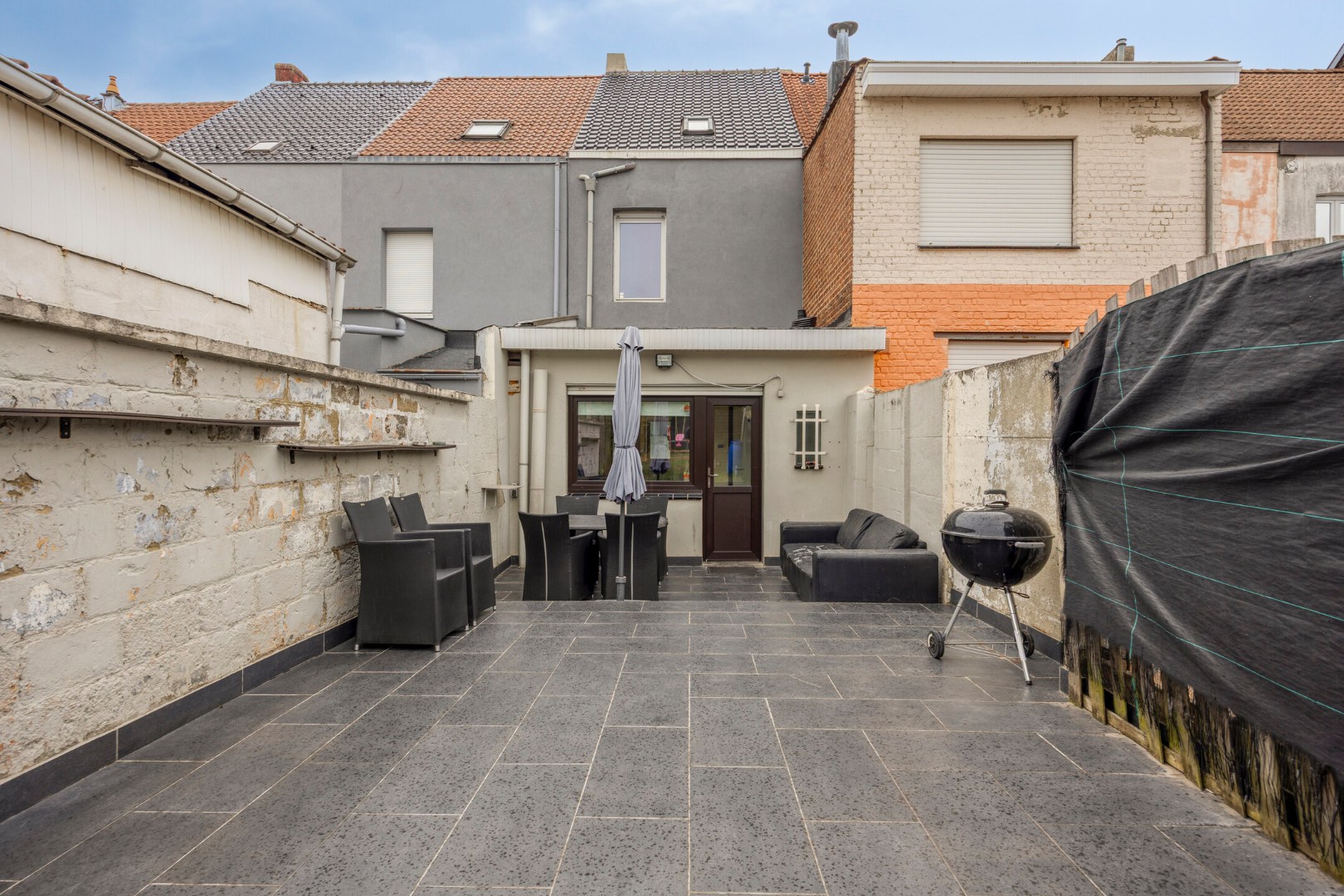 Instapklare woning met 4 slpk en ruime tuin 