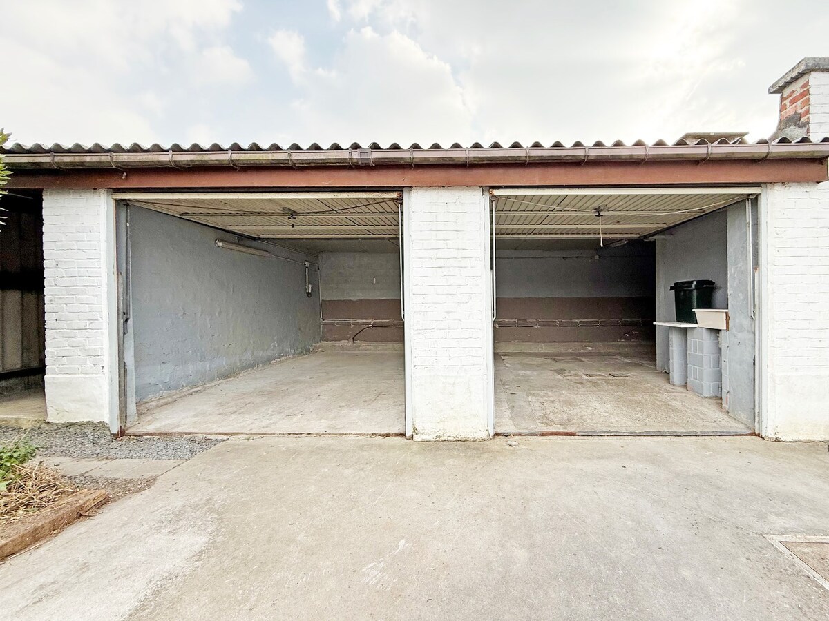 Rustig gelegen HOB met dubbele garage en tuin te Zwalm 
