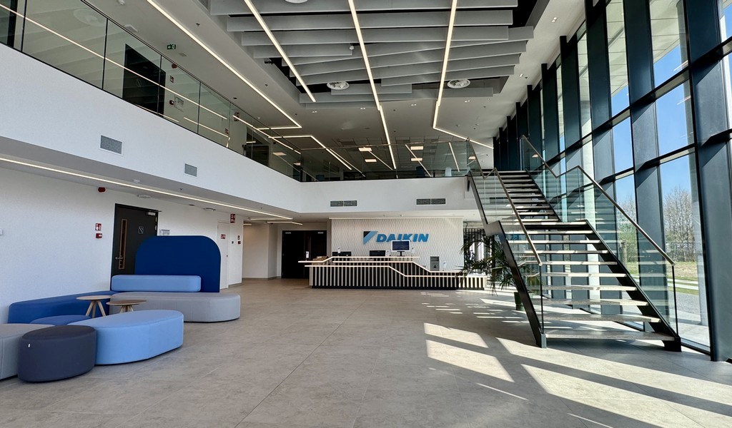 Nieuwbouw kantoren te huur langs E40 in Zwijnaarde