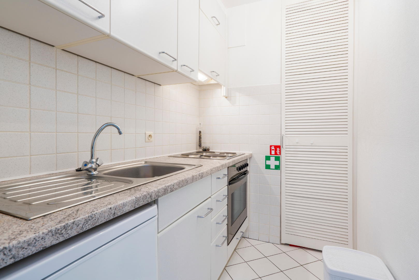 LUXUEUZE VAKANTIESTUDIO MET ZEEZICHT EN TERRAS (VAKANTIEVERHUUR) 