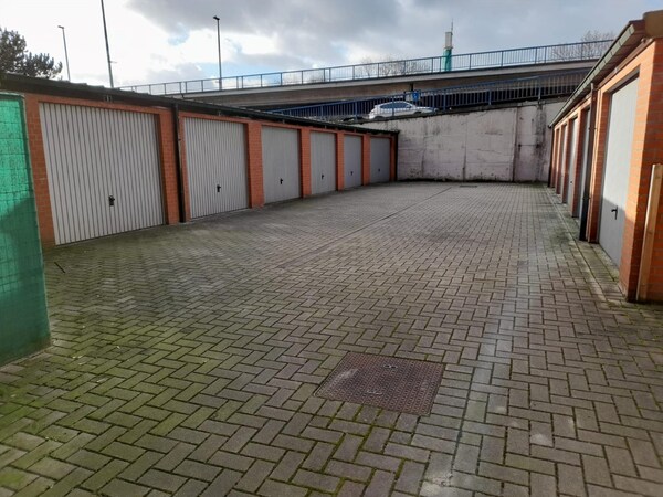 Verhuurd Garage te Izegem