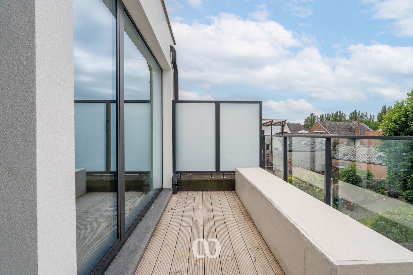 Nieuwbouwappartement met terras, staanplaats en berging in Nederename 
