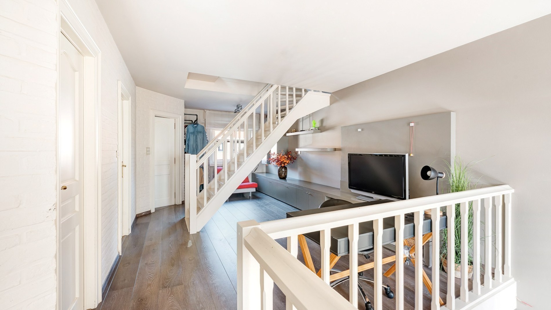 Maison familiale prête à emménager à distance de marche de la gare et de la digue de Heist (avec possibilité d'acheter un garage attenant) 