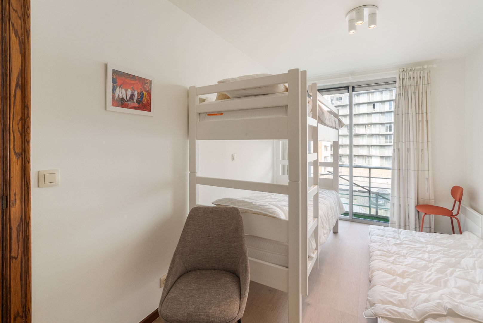 APPARTEMENT DE VACANCES AVEC 2 CHAMBRES À COUCHER PRÈS DU CASINO À OSTENDE 