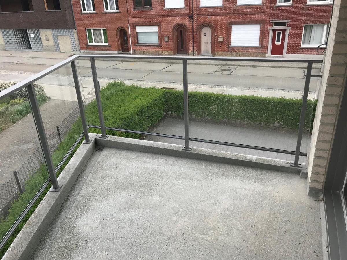 Ruim hoekappartement (115m²) met 2 slaapkamers 