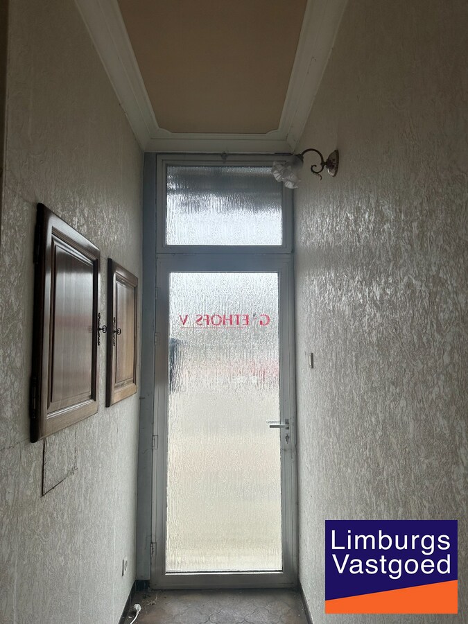 Handelshuis op commerciële ligging in Houthalen-Helchteren 