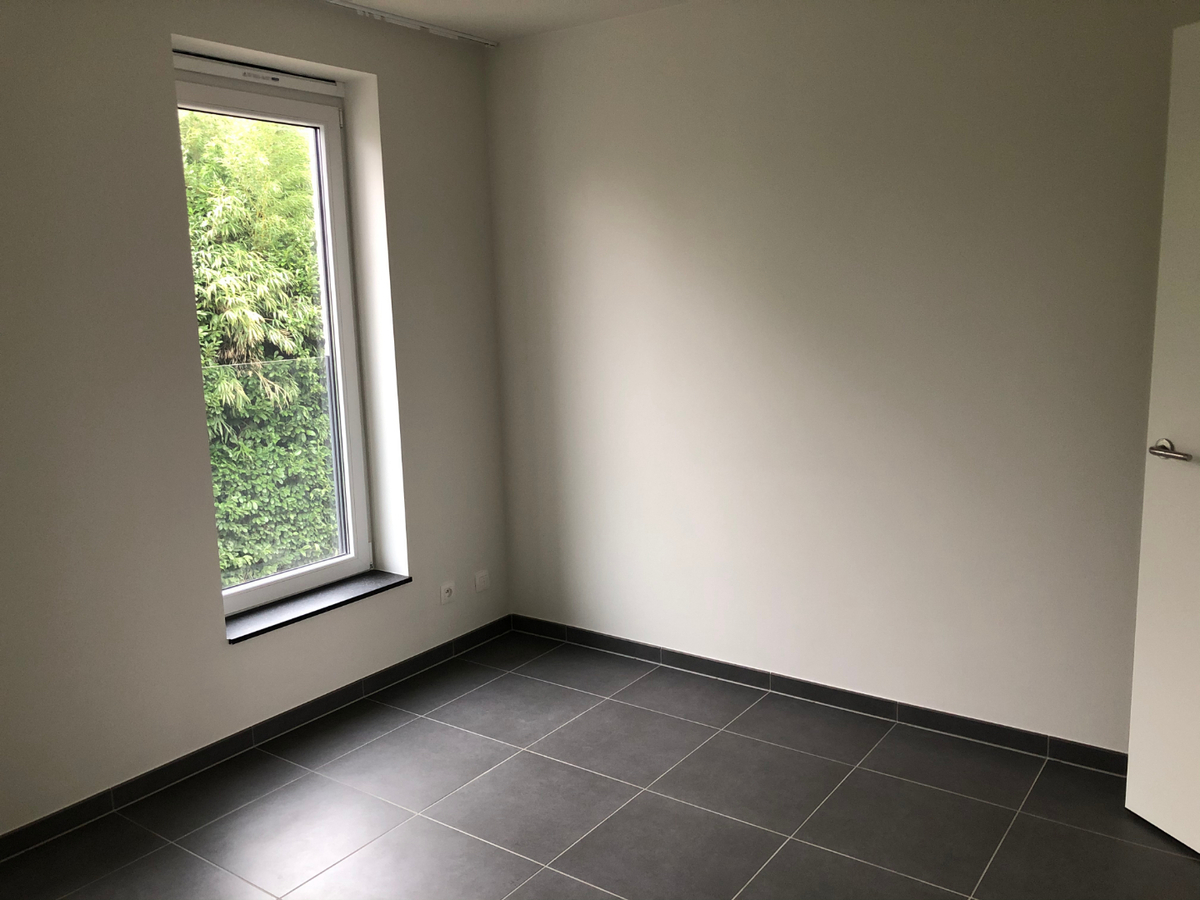 Nieuwbouw 2-slpk-appartement met terras te Asper 