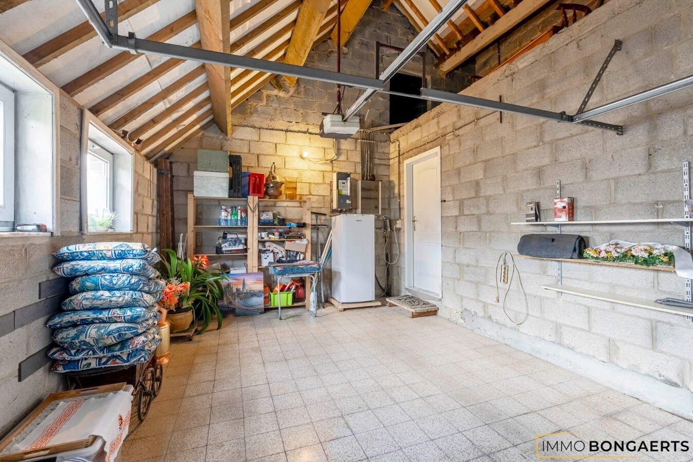 Ruime, rustig gelegen woning met drie slaapkamers 