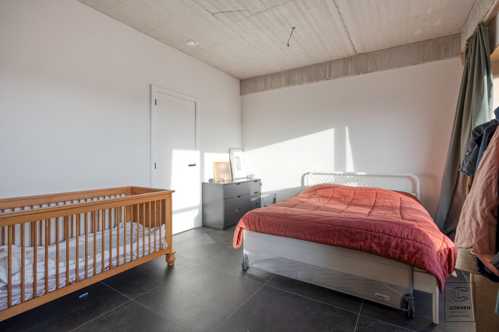 Prachtige loft van 85 m² in het historisch project "Koffienatie" te Antwerpen! 