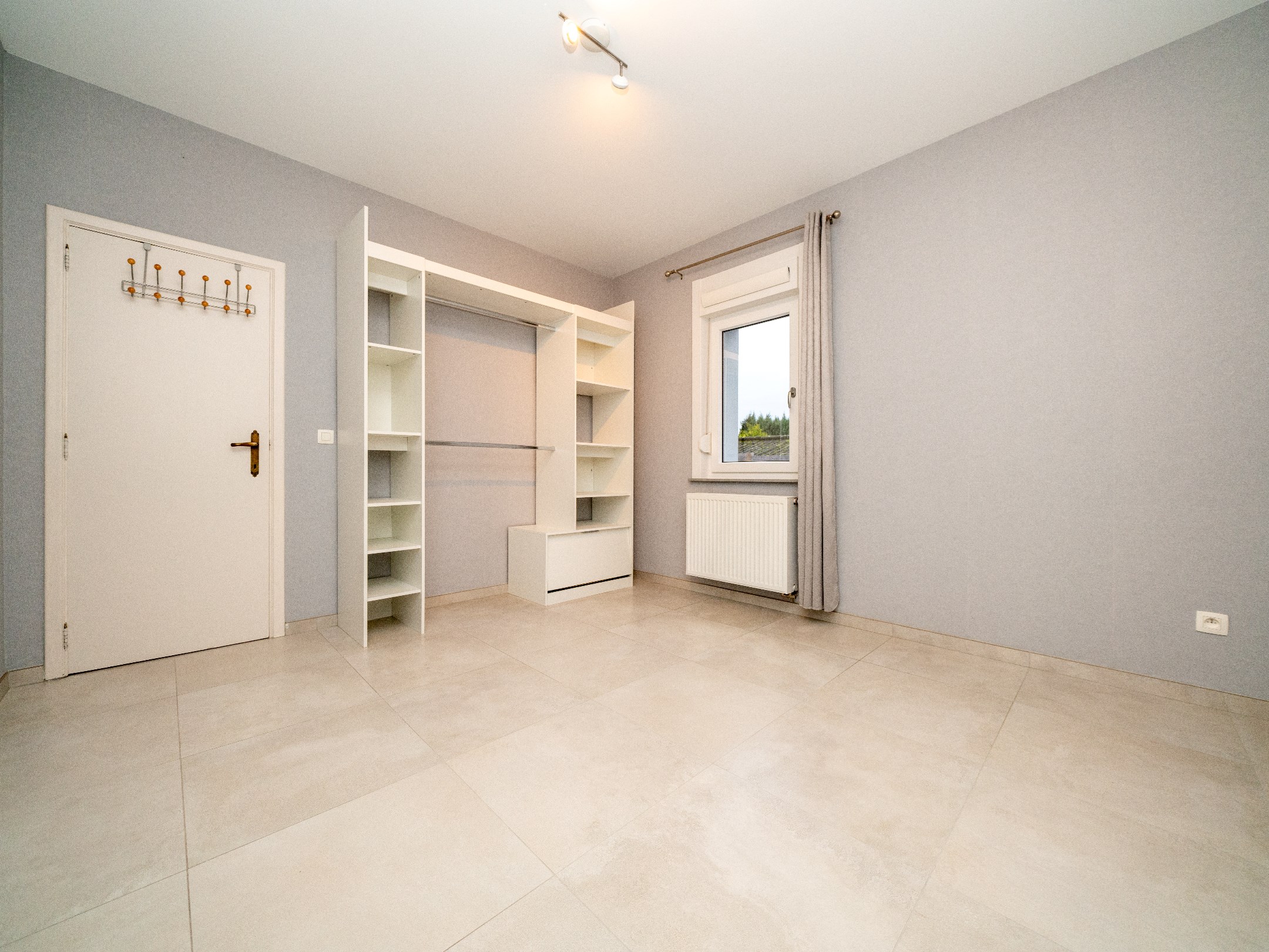 Recent gerenoveerde woning met 4 kamers en 2 badkamers 