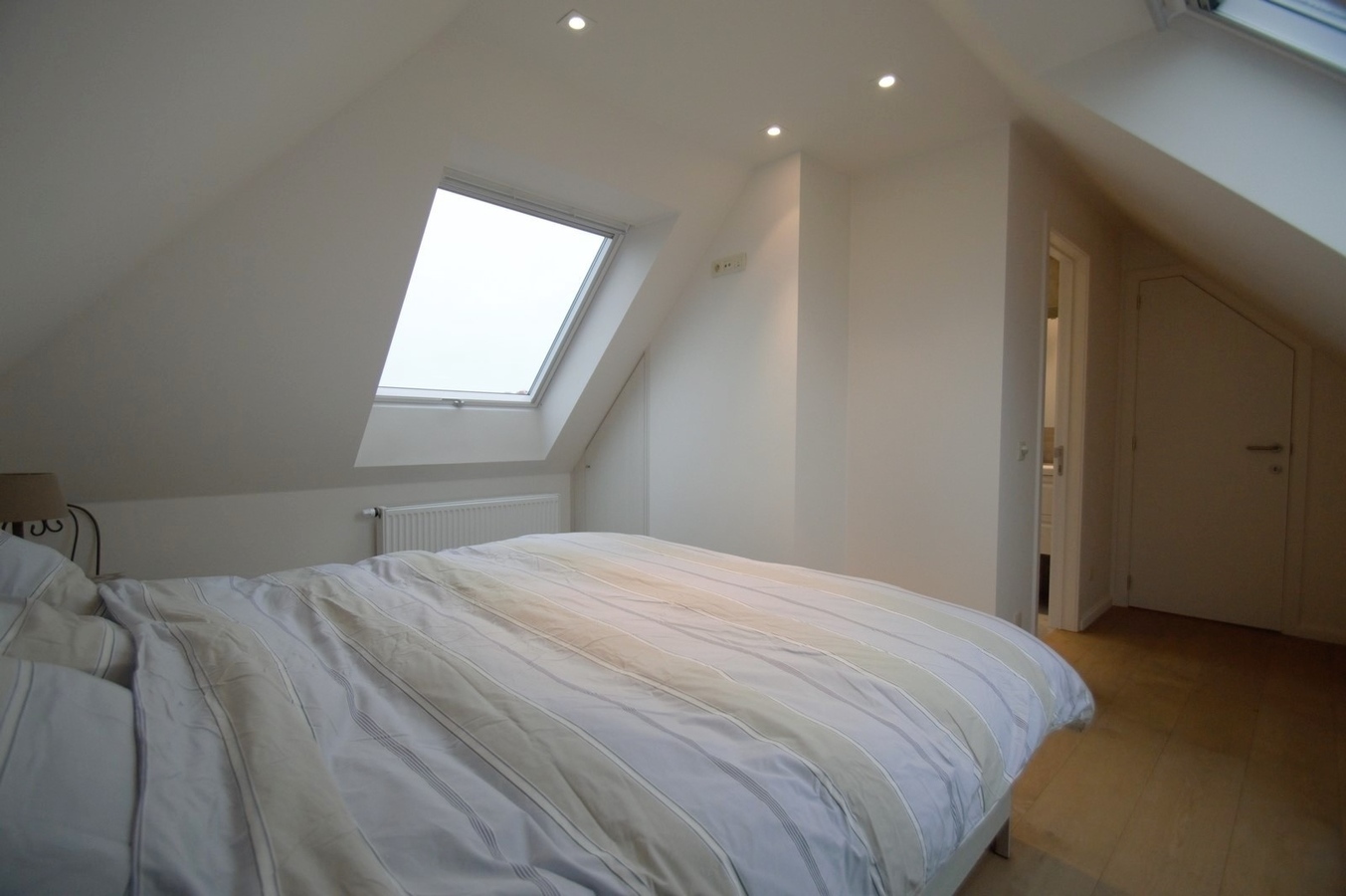 Fraai duplexappartement met 3 slpk. en 2 badk. in een zeer gegeerde residentie - Heist 