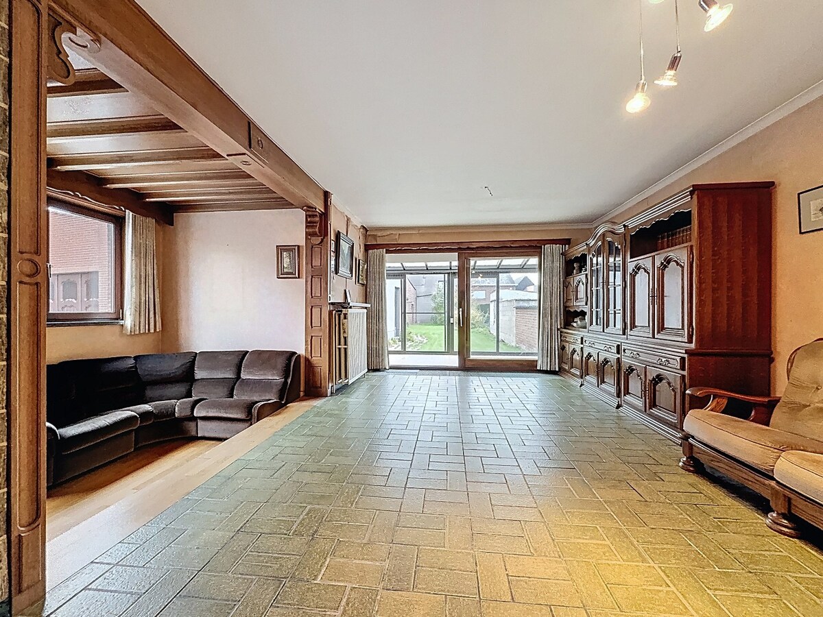 Te renoveren HOB in doodlopend straatje te Burst 