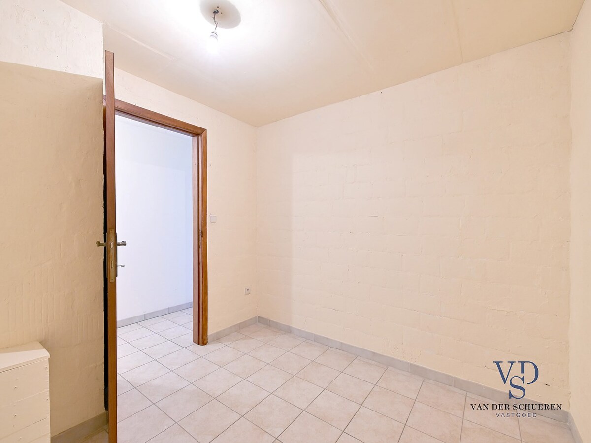 Degelijke, praktische Half Open Bebouwing. 