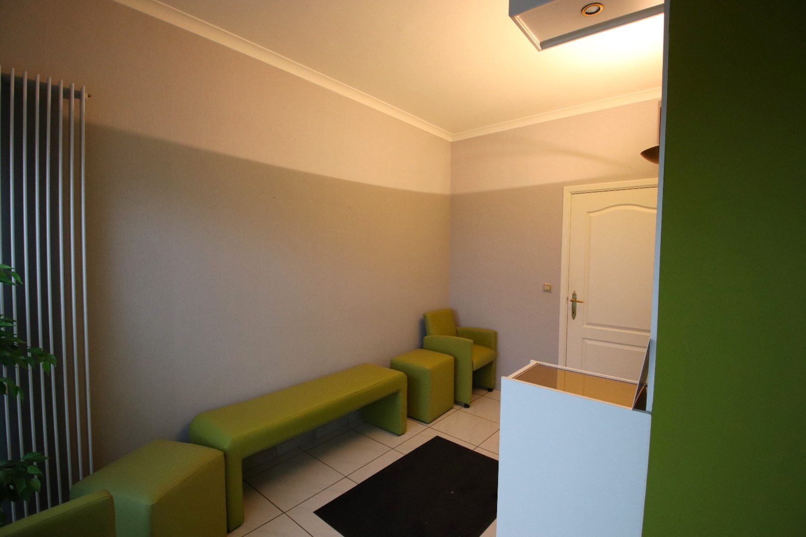 Goed gelegen handelsruimte te huur in Beringen! 