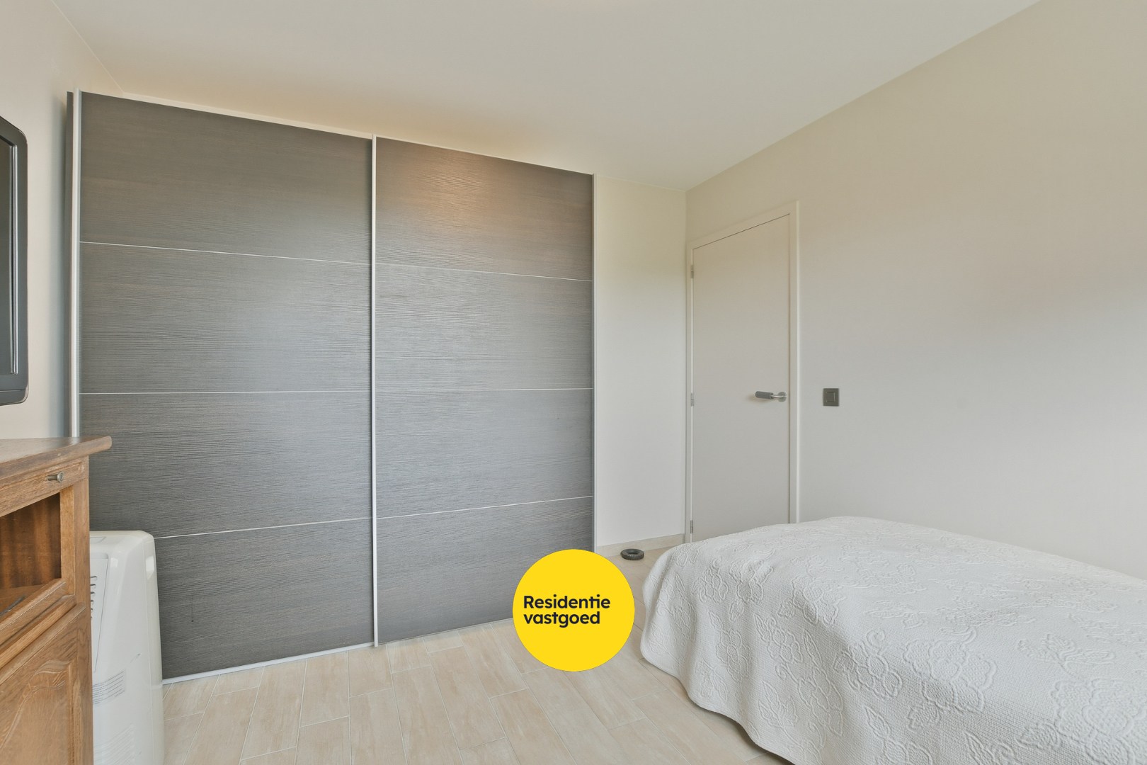 Onmiddellijk beschikbaar energiezuinig appartement met 2 slaapkamers in De Haan 