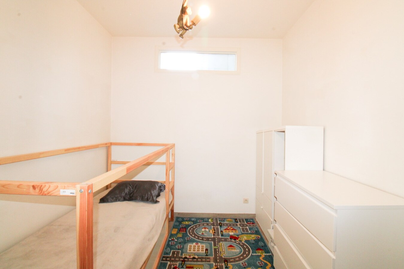 Te koop: Instapklaar appartement met 2 slaapkamers en energielabel B in Temse, op wandelafstand van het centrum, met uitstekende opbrengstmogelijkheden! 