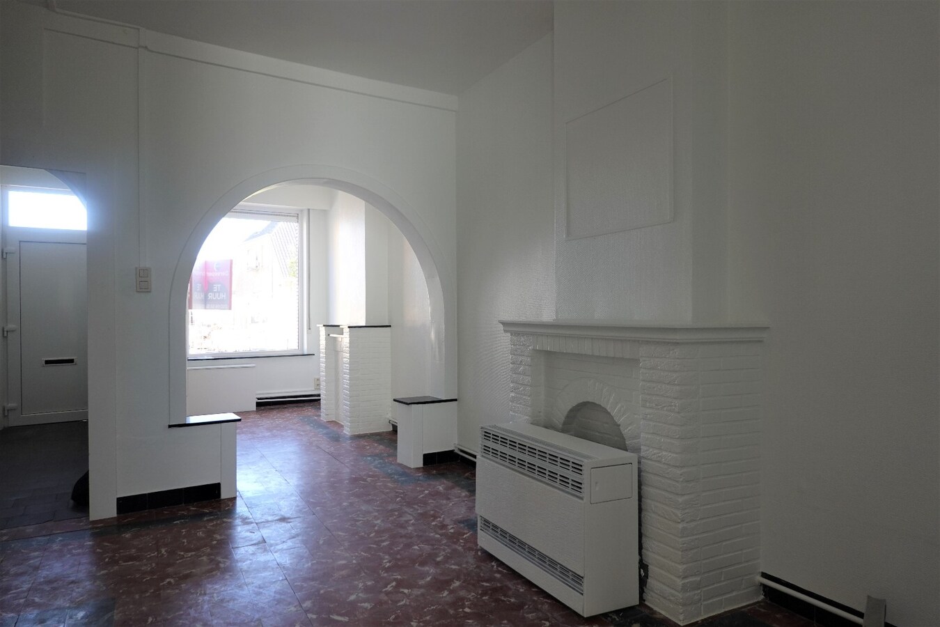 Te huur: gezellige hoekwoning met 2 slaapkamers en  grote tuin 