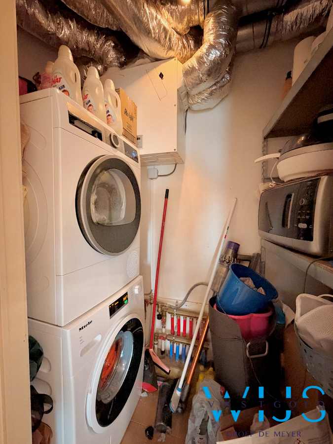 Ruim gelijkvloers appartement met tuin en 2 parkeerplaatsen in Gent! 