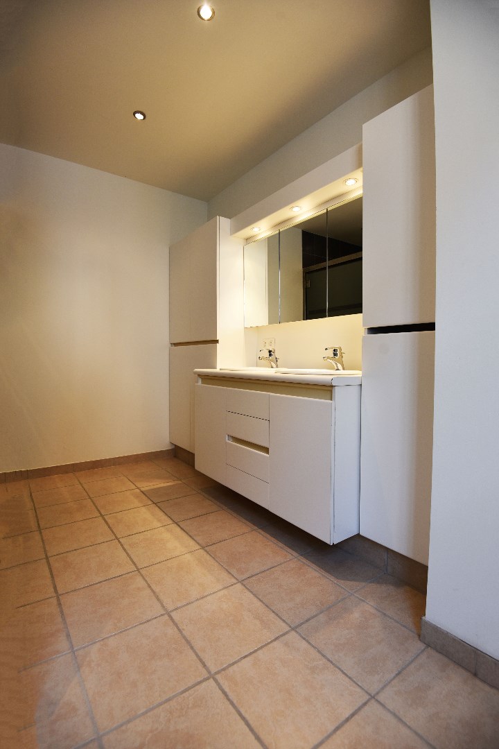 Instapklare gezinswoning met 3 slaapkamers en terras te Sint-Laureins 