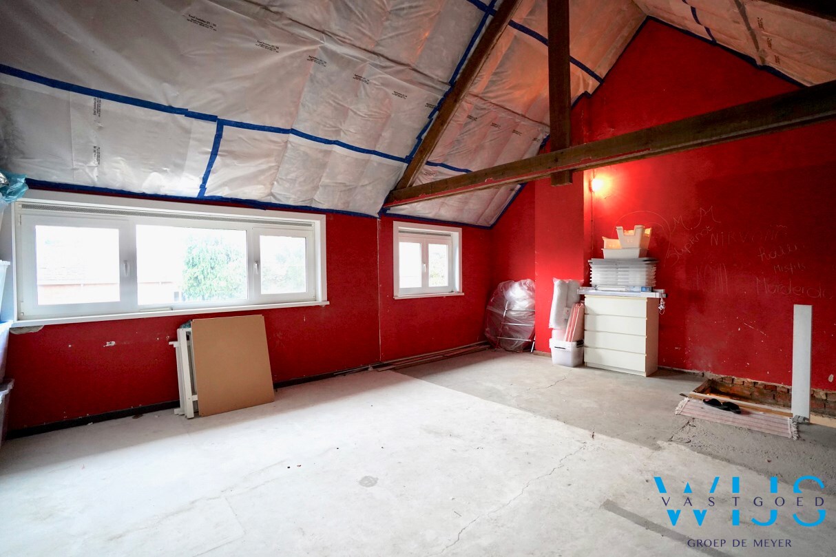 Ideaal woonhuis op rustige locatie te Zelzate ! 