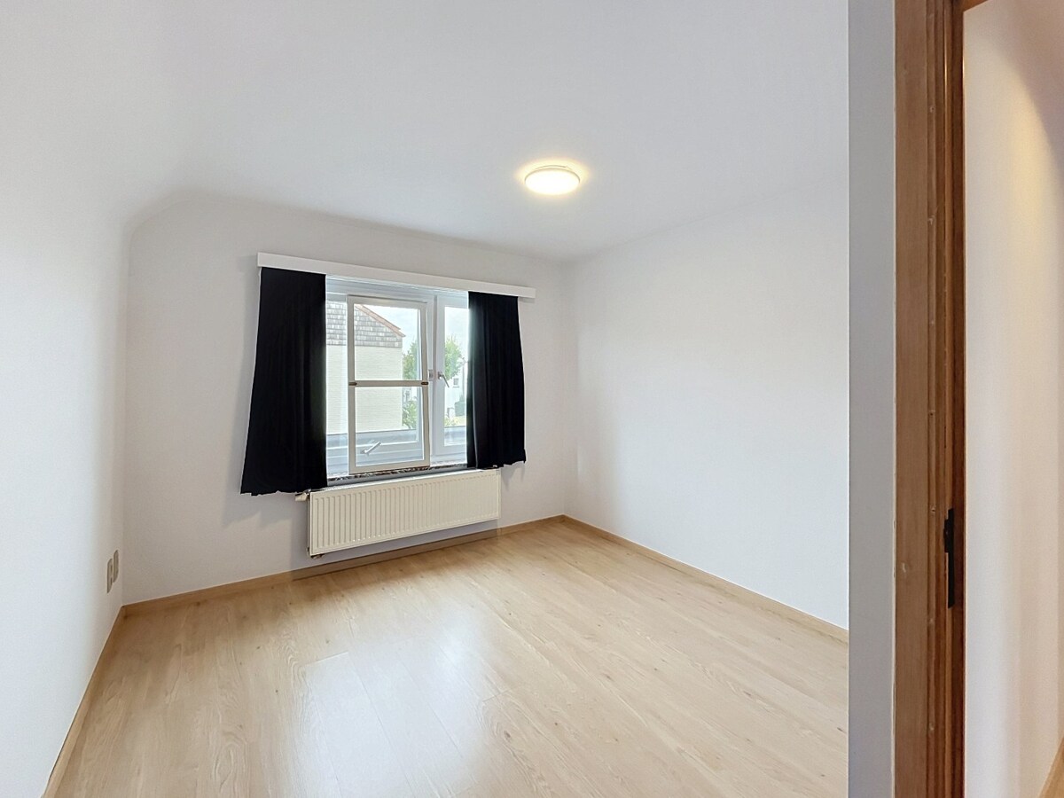 Vrijstaande woning op rustige locatie in centrum Zomergem 