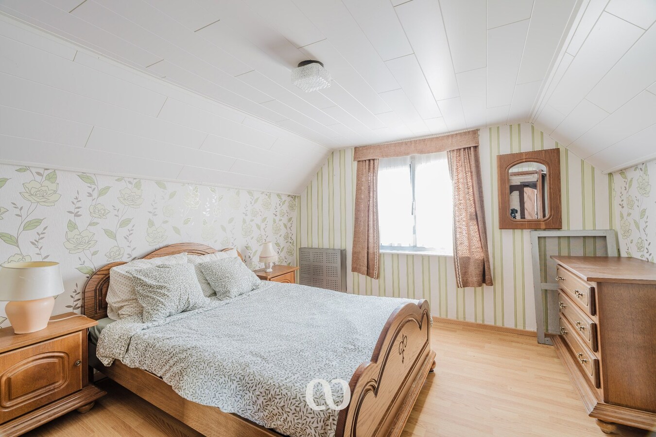 Prachtig gelegen bouwgrond met te slopen woning 