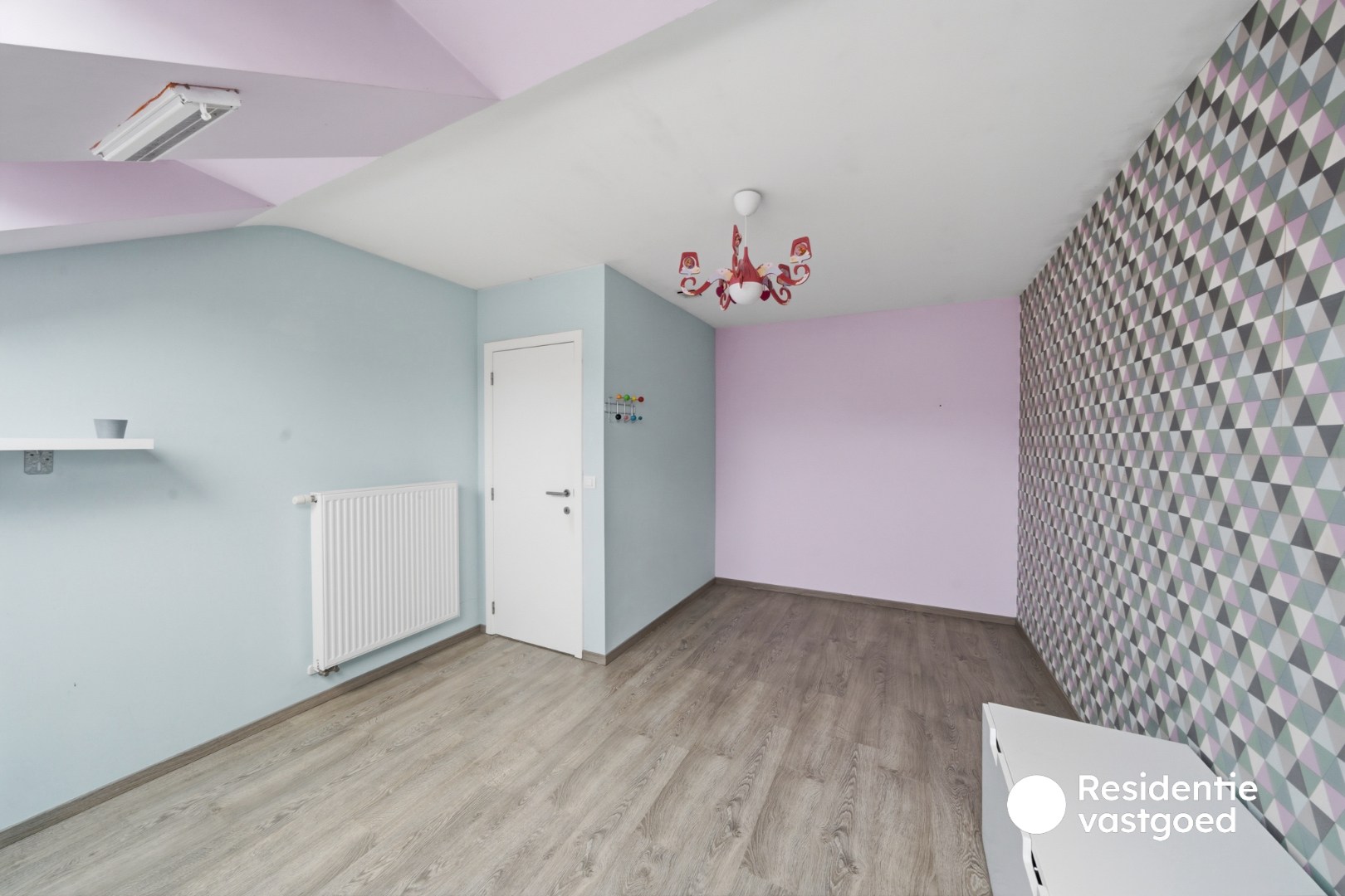 Recente en instapklare woning met 3 slaapkamers, garage en tuin te Zandvoorde! 