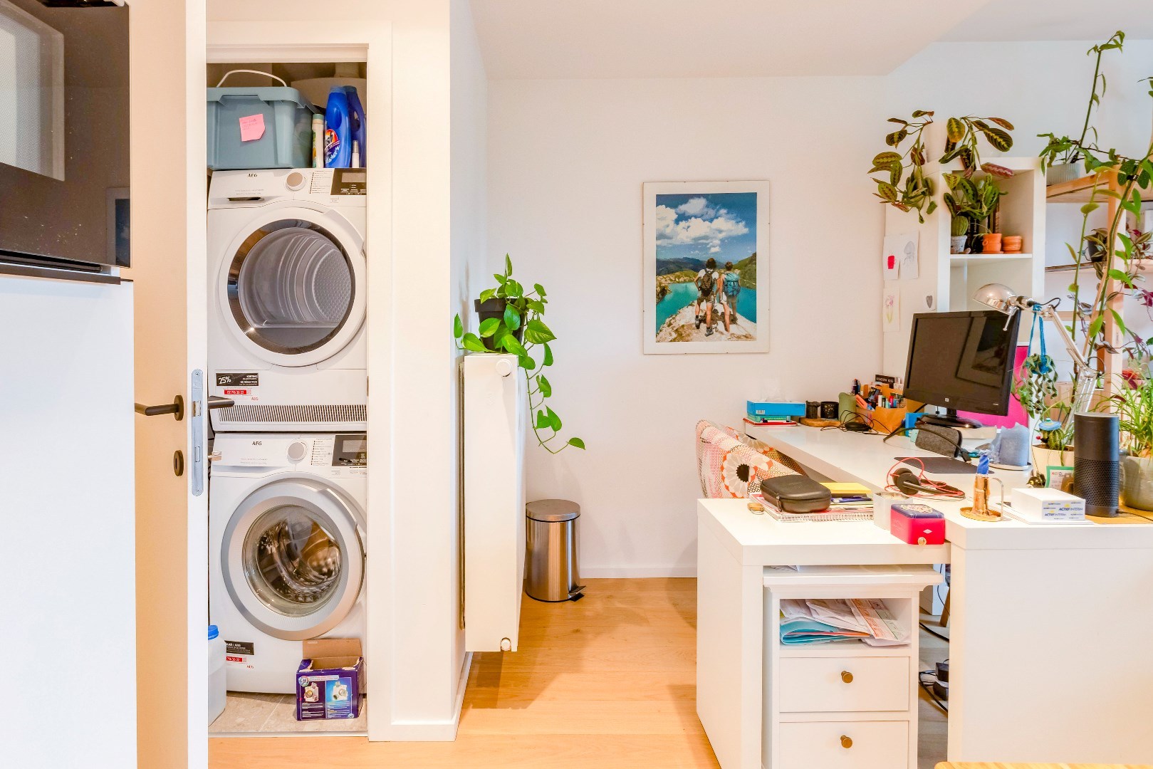 Instapklaar 2 slp. appartement met terras en grote gemeenschappelijke tuin. 