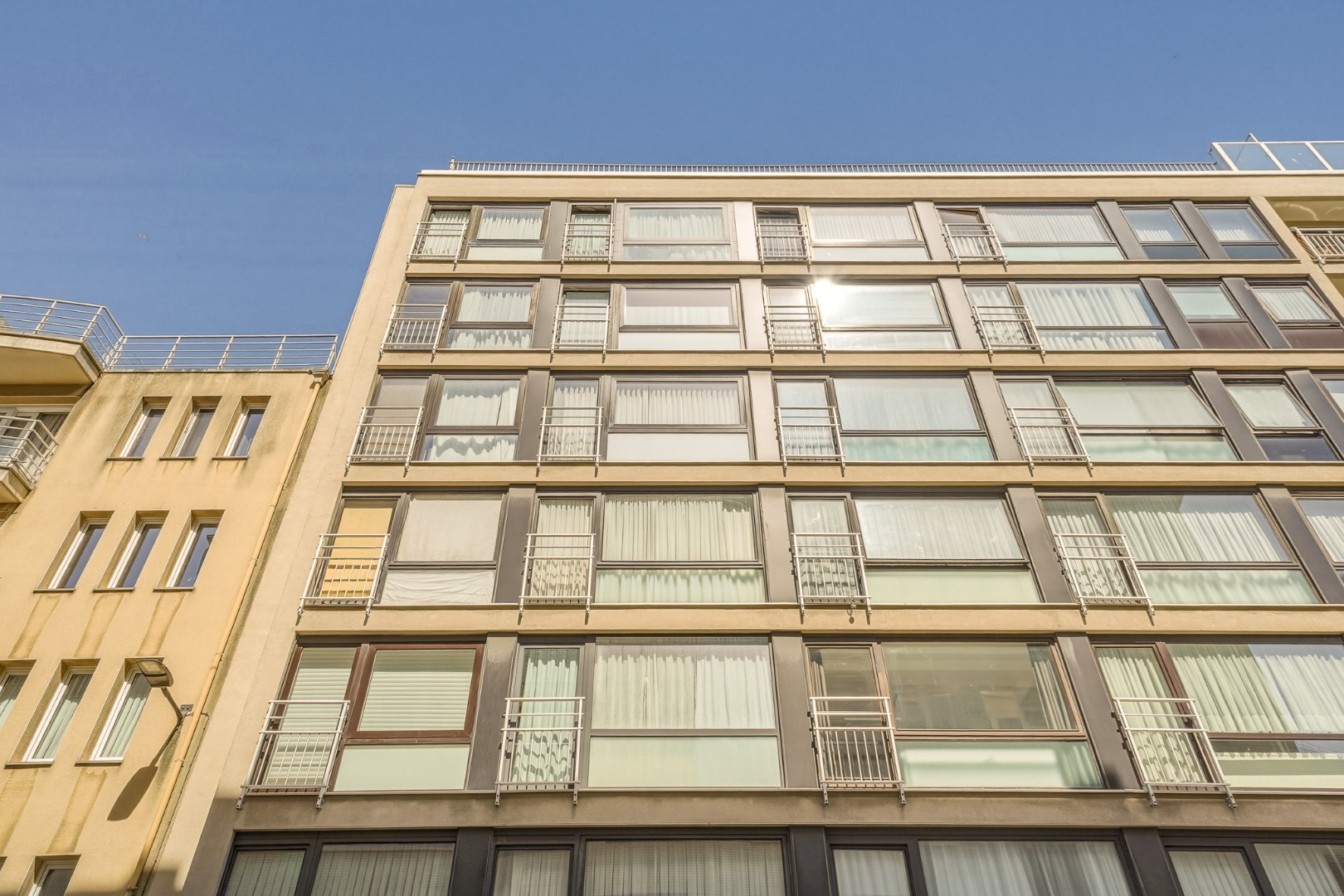 Lichtrijk appartement met terras en gunstig EPC-label B in Oostende 