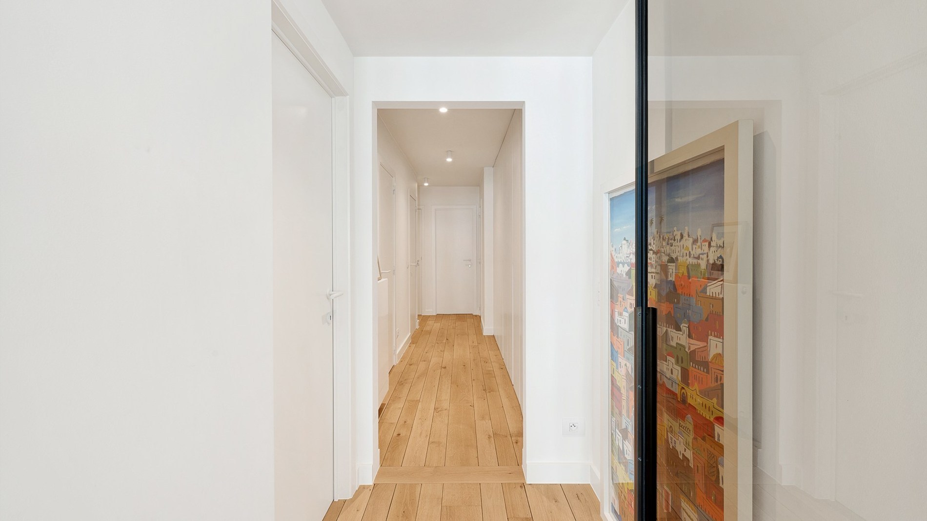 Ruim appartement van 138 m² gelegen op de Jozef Nellenslaan te Knokke en combineert ruimte, lichtinval en comfort. 