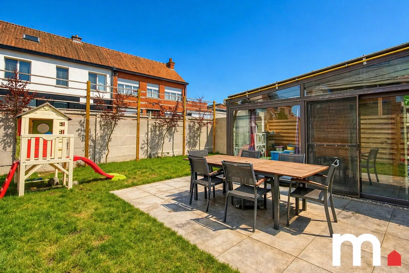 Charmant gerenoveerde woning in rustige, doodlopende straat te Gullegem ! 