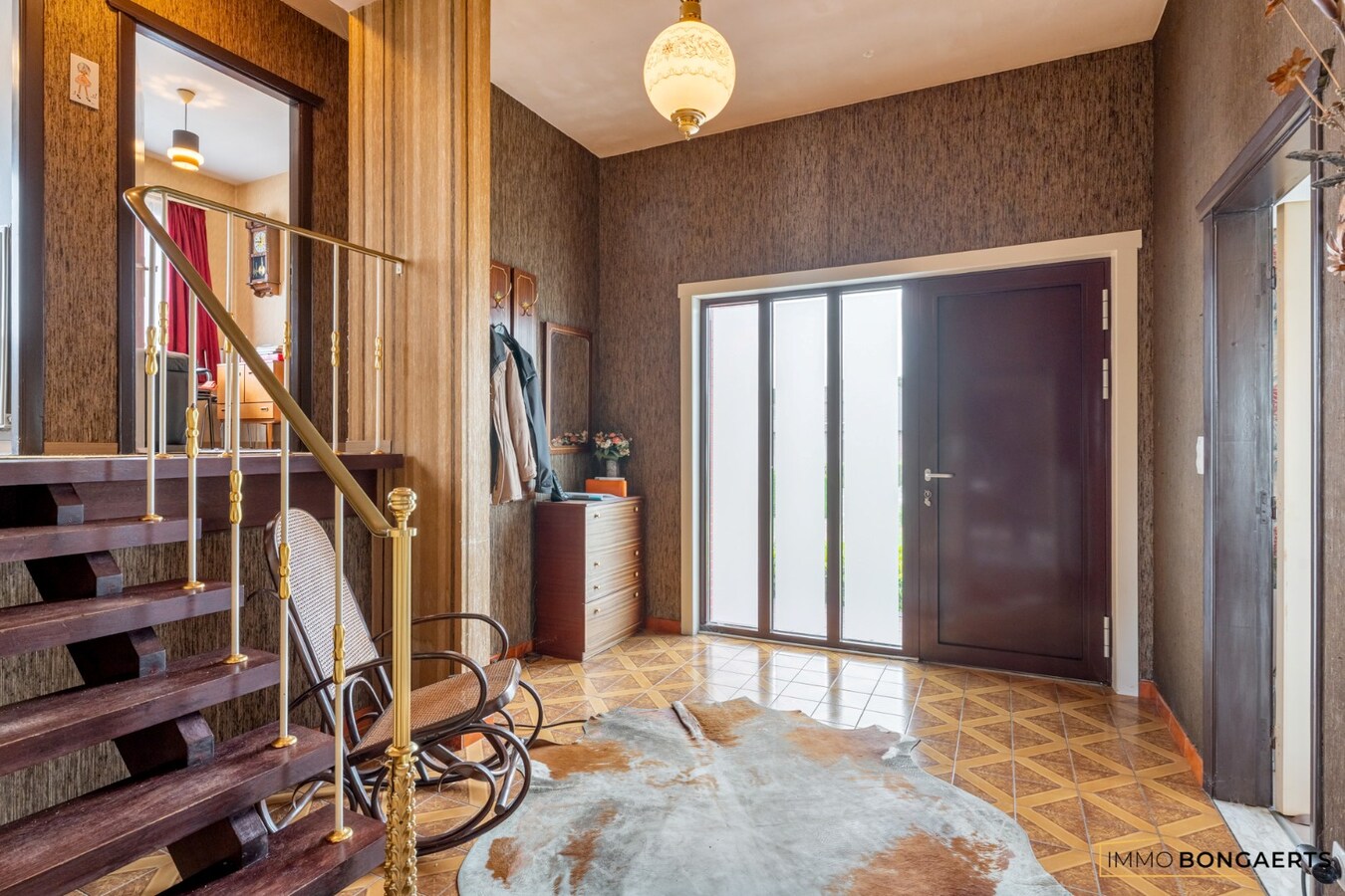 Vrijstaande woning met 3 slaapkamers 