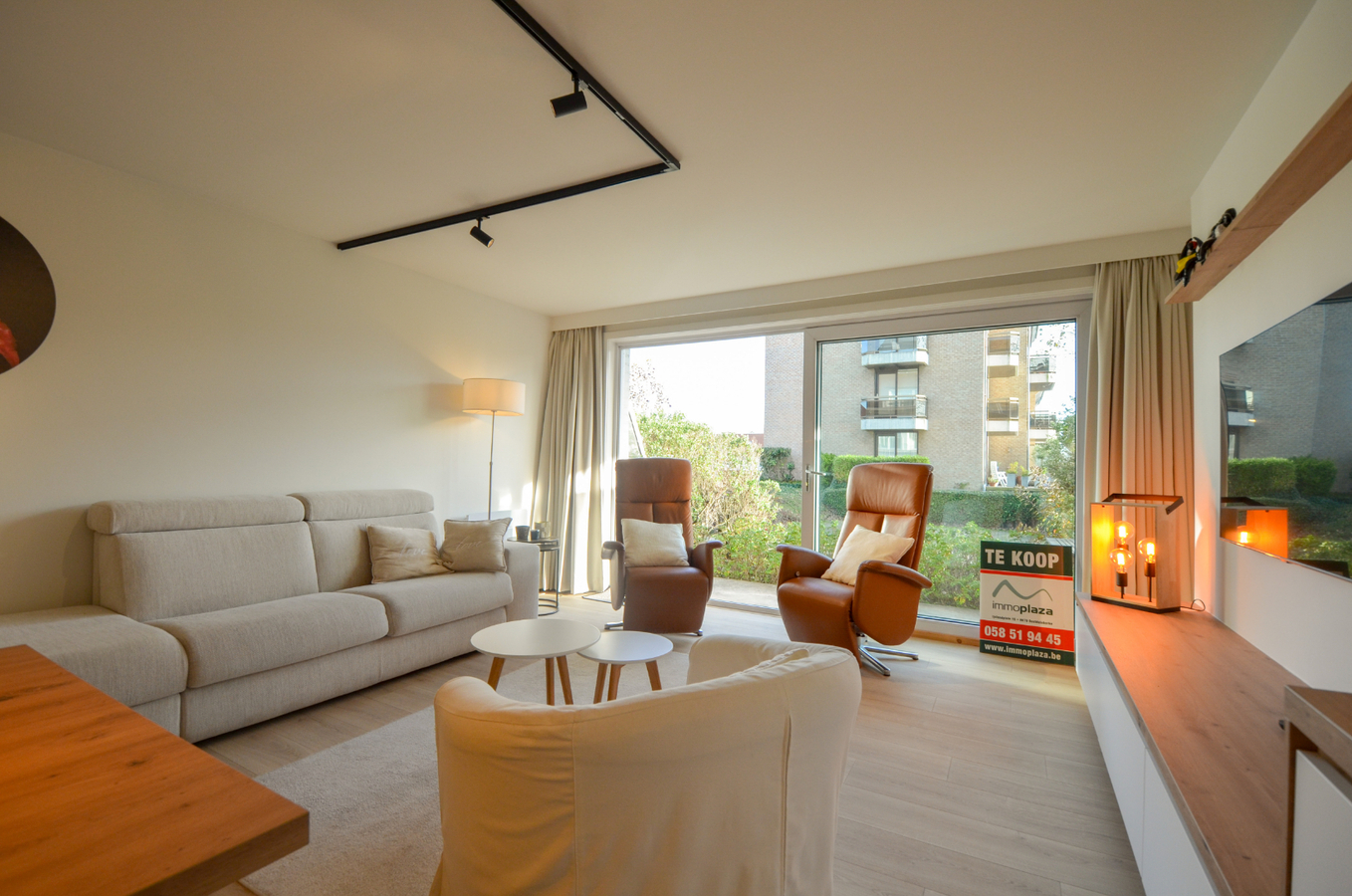 Appartement au rez-de-chaussée avec terasse ensolleilée dans la résidence 'Sunset II' ! 