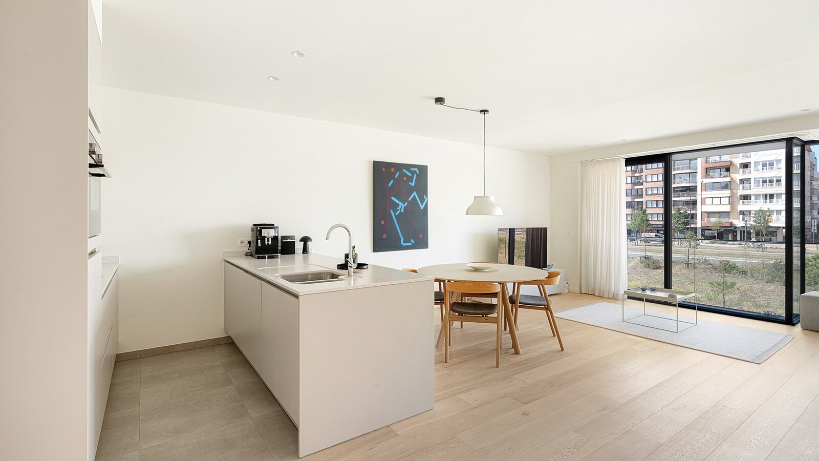 Subliem recent appartement (2020) op toplocatie op slechts 300 meter van de zeedijk te Heist 