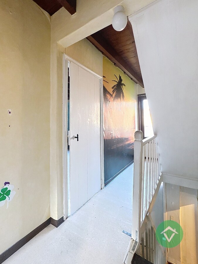 Instapklare woning met 4 slaapkamers in centrum van Koekelare 