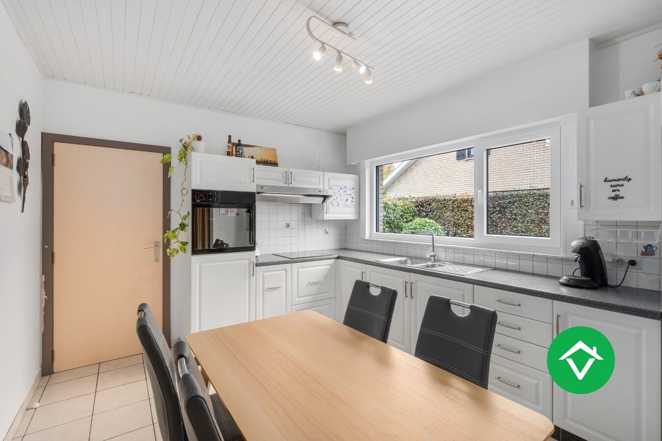 Alleenstaande woning in een rustige omgeving  te Ichtegem 