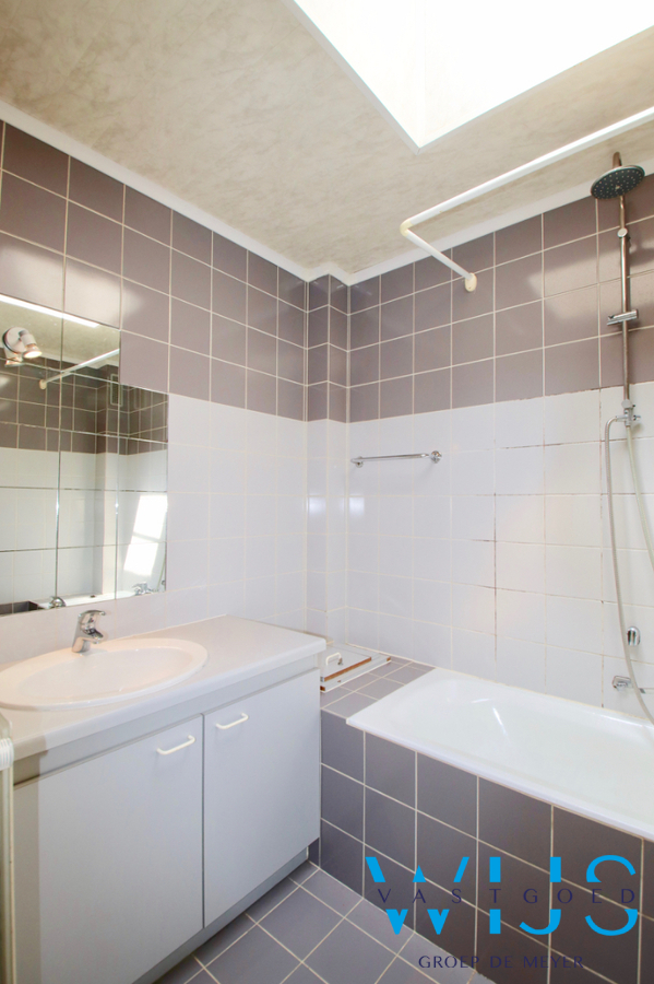 Lichtrijke woning op een toplocatie in Drongen ! 