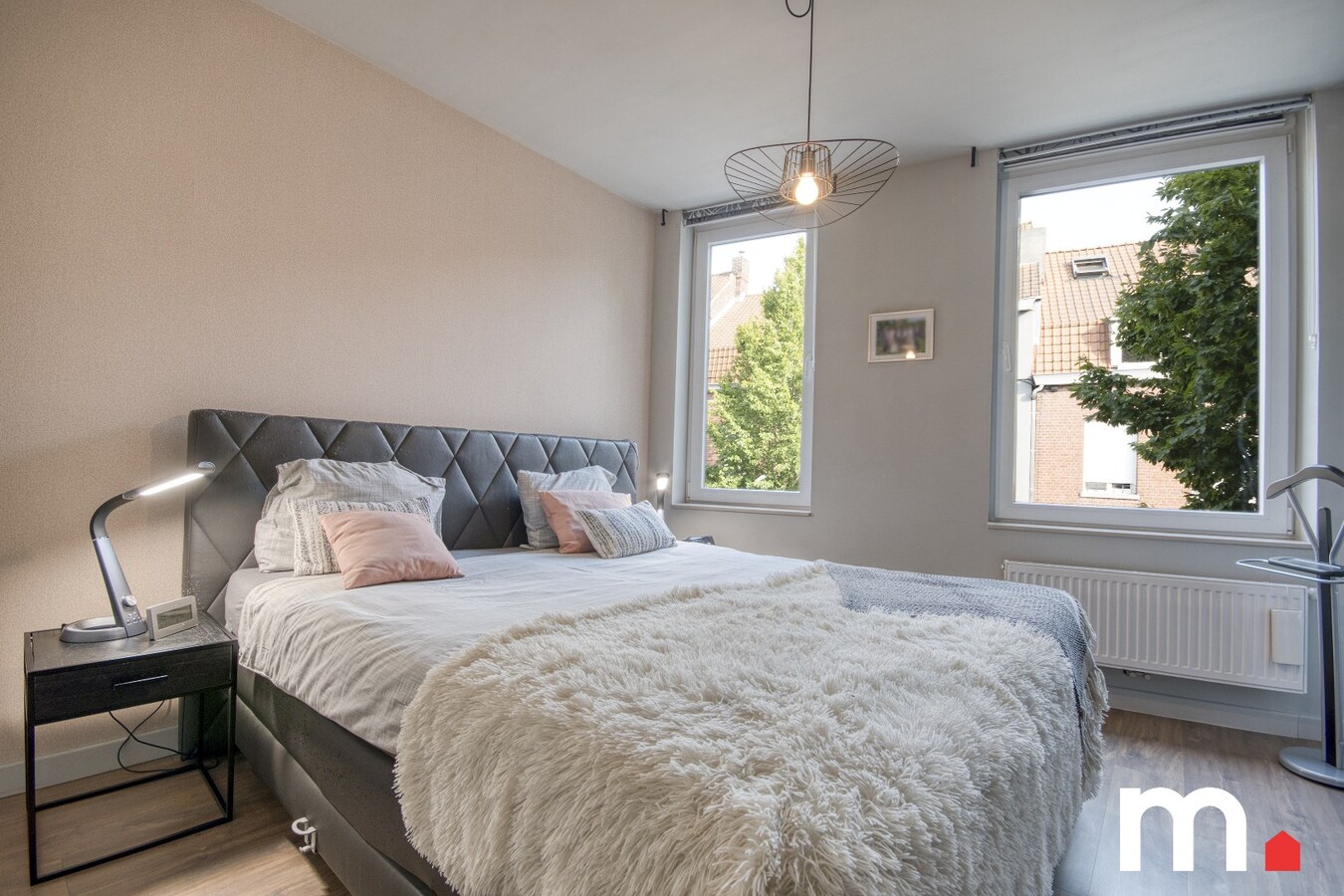 Instapklare woning met fantastische tuin te Kortrijk ! EPC 126 B 