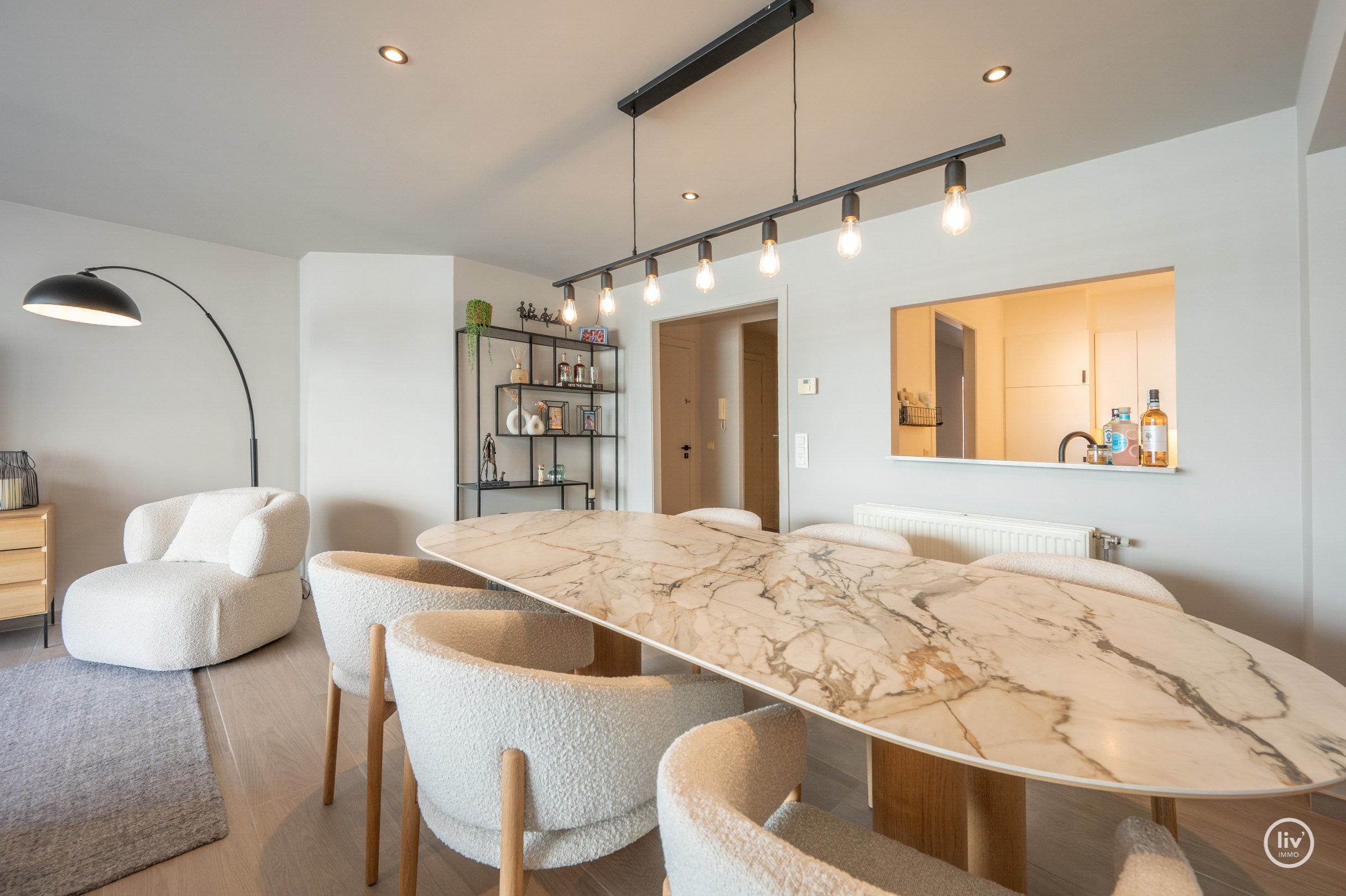 Appartement spacieux et agréable avec 2 chambres à coucher au centre de Knokke 