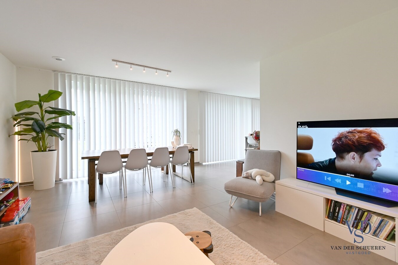 Unieke woning mét tuin in Eke. 