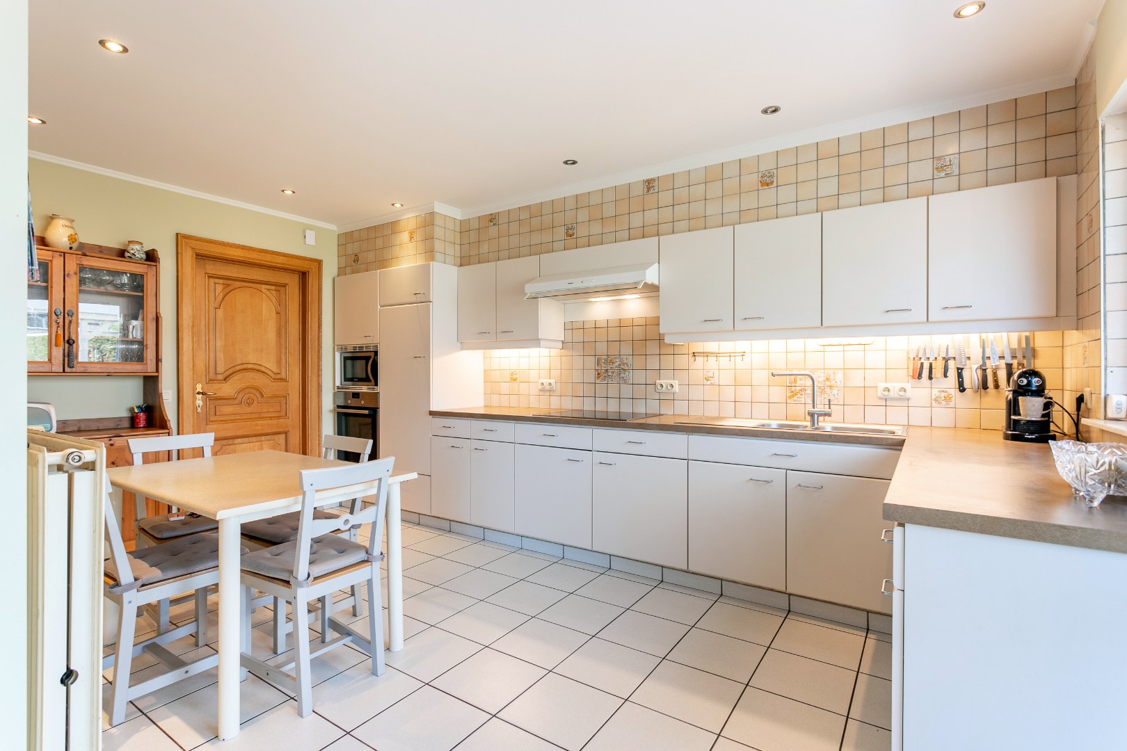 Instapklare gezinswoning met 3 slpk. en ruime tuin 