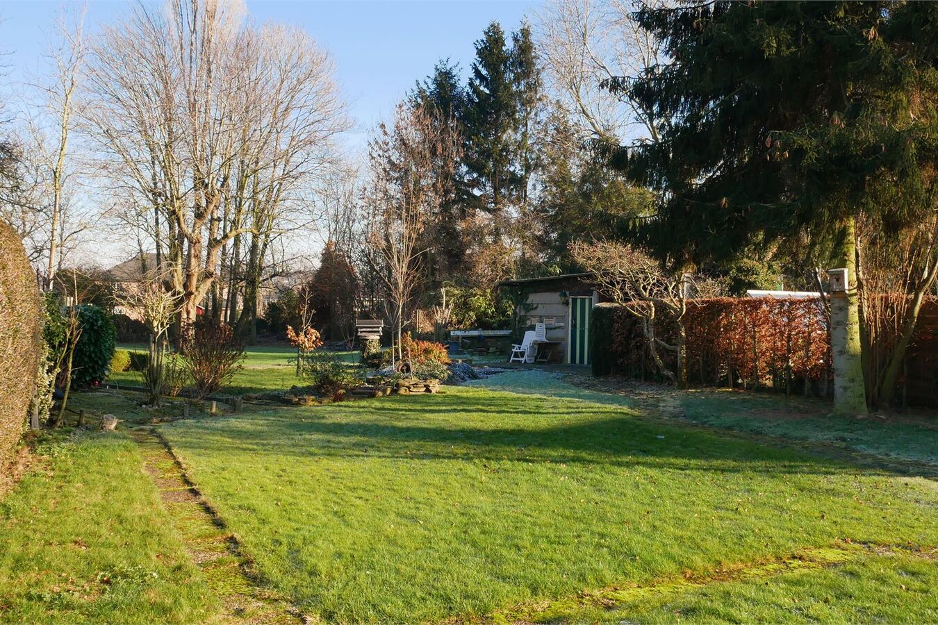 Tof gerenoveerde woning op 1245 m² vlakbij Maastricht 