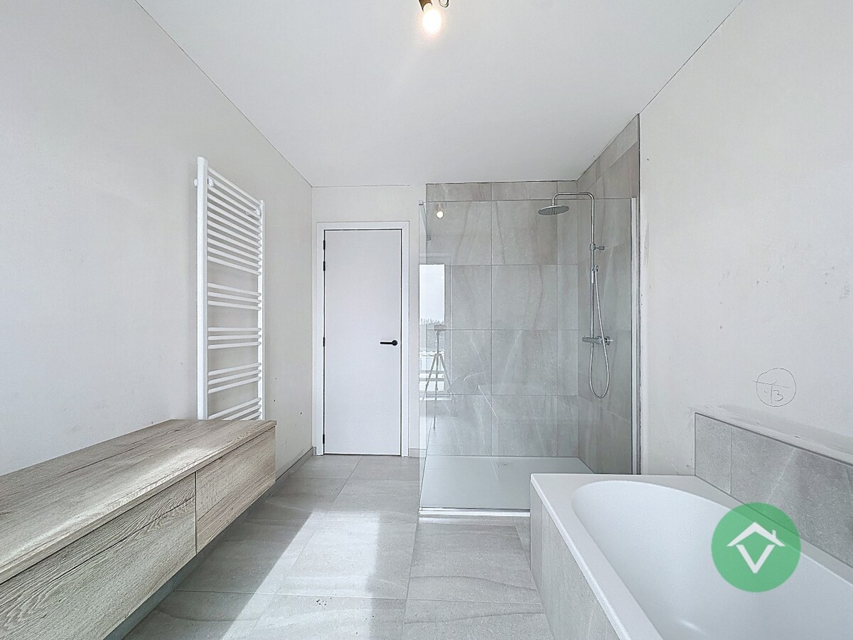 Topper aan de kust: duplex appartement met doorlopend zonneterras 