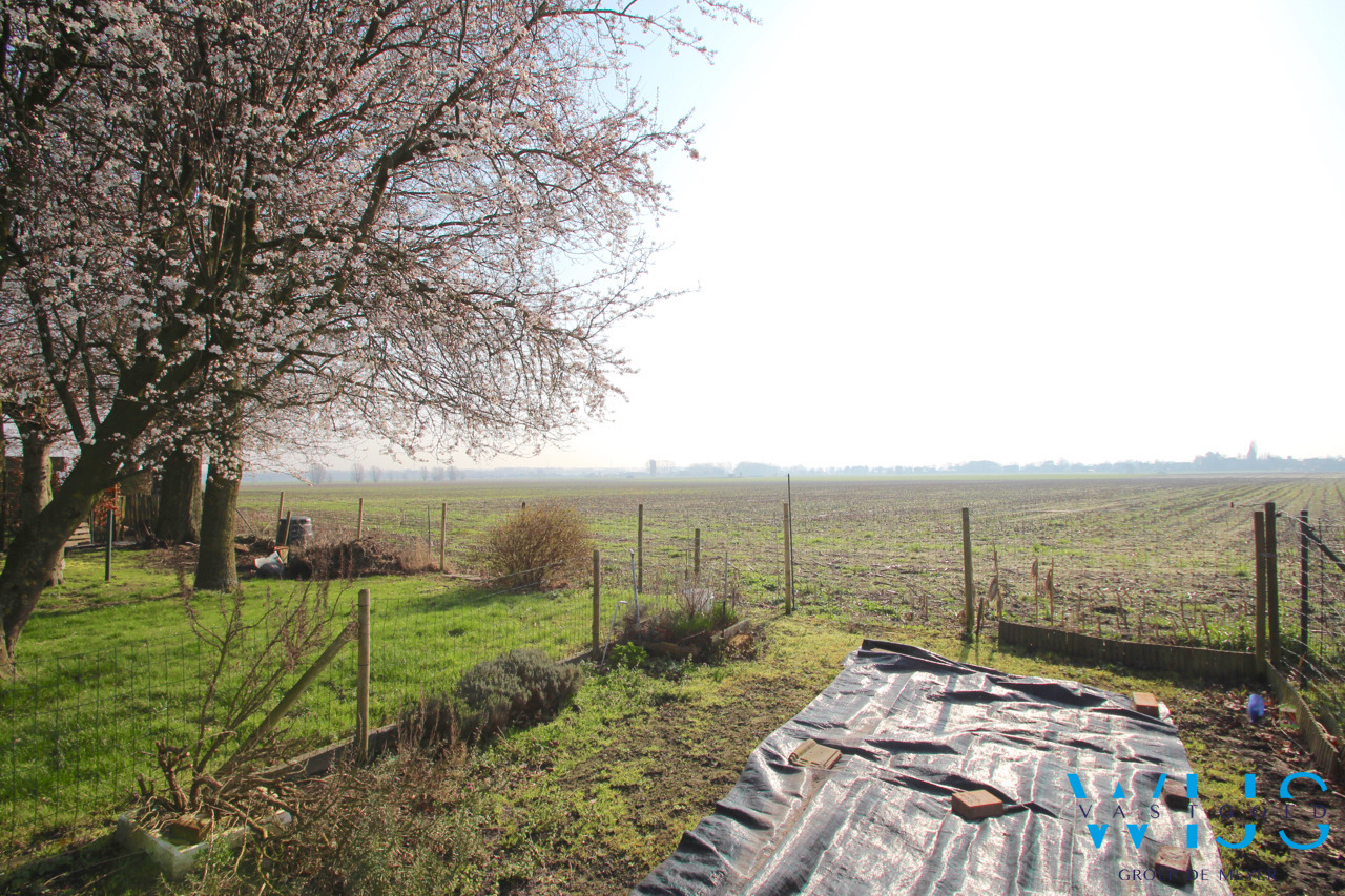 Zeer ruim woonhuis op een ideaal perceel te ADEGEM ! 