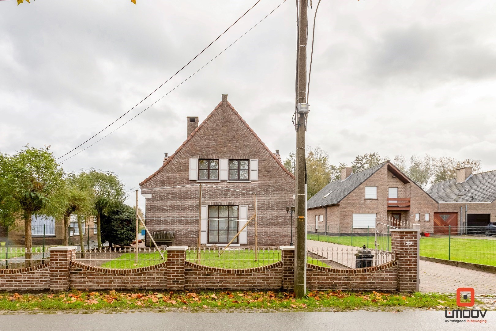 Open bebouwing met magazijn op een landelijke locatie! 