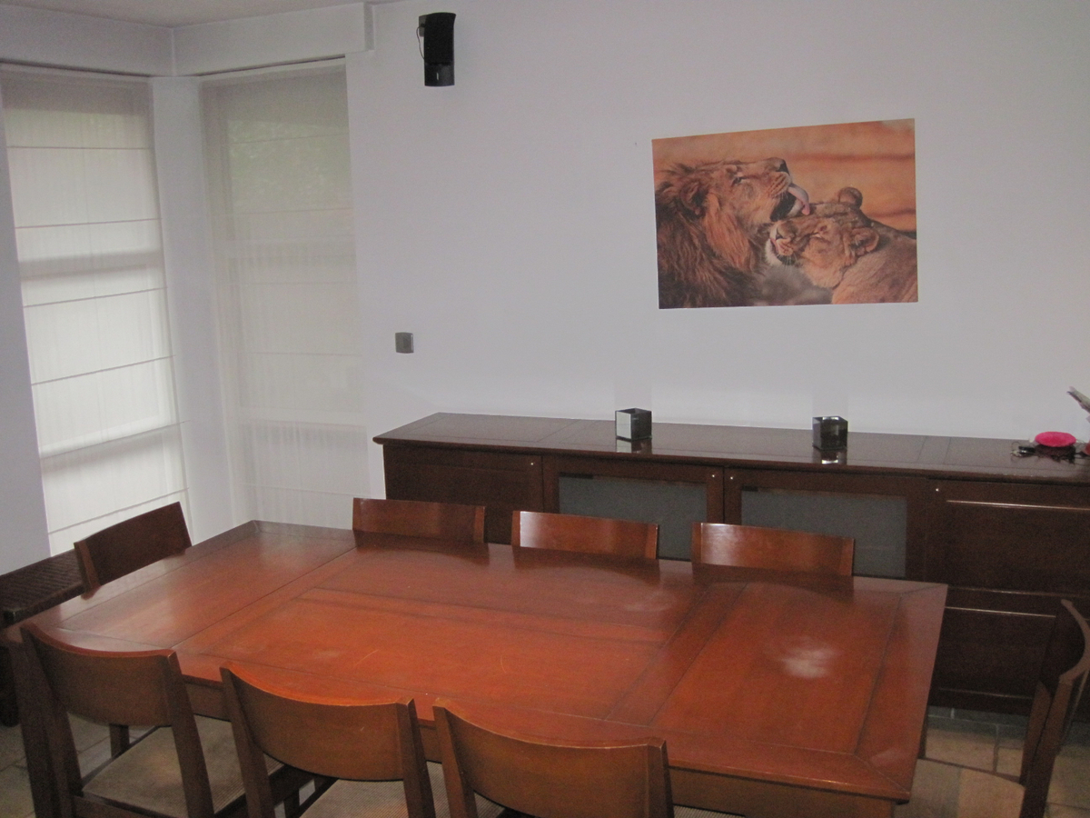 Eigentijdse villa met aangename tuin - rustig gelegen, én toch nabij N60 en E17. 