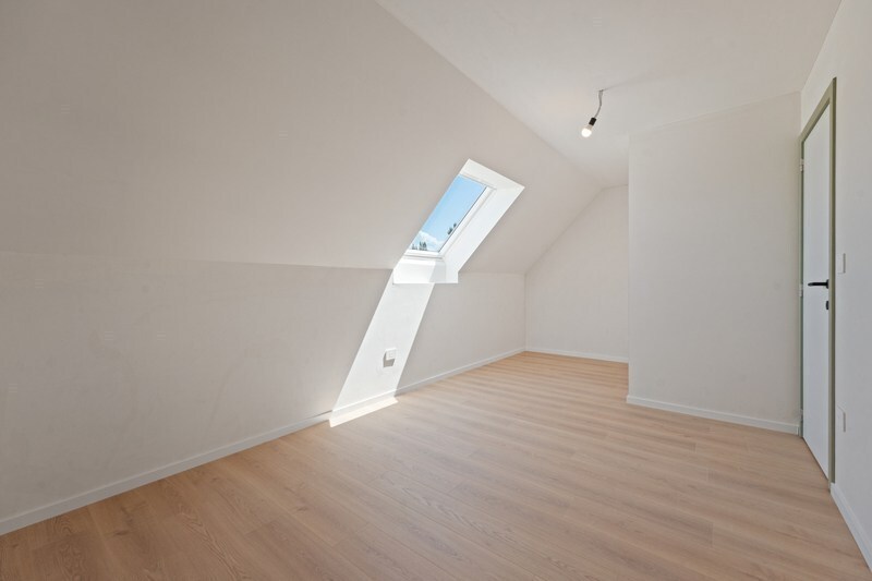 Nieuwbouwwoning met 3 slaapkamers en E-peil 10 te Veurne 