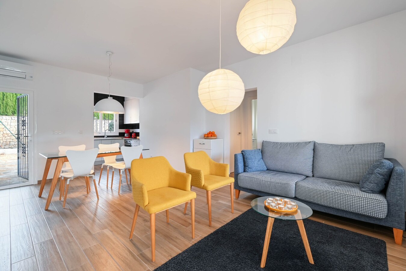 PRACHTIGE BUNGALOW GELEGEN IN HET RUSTIGE MURLA MET PRACHTIG BERGZICHT. 