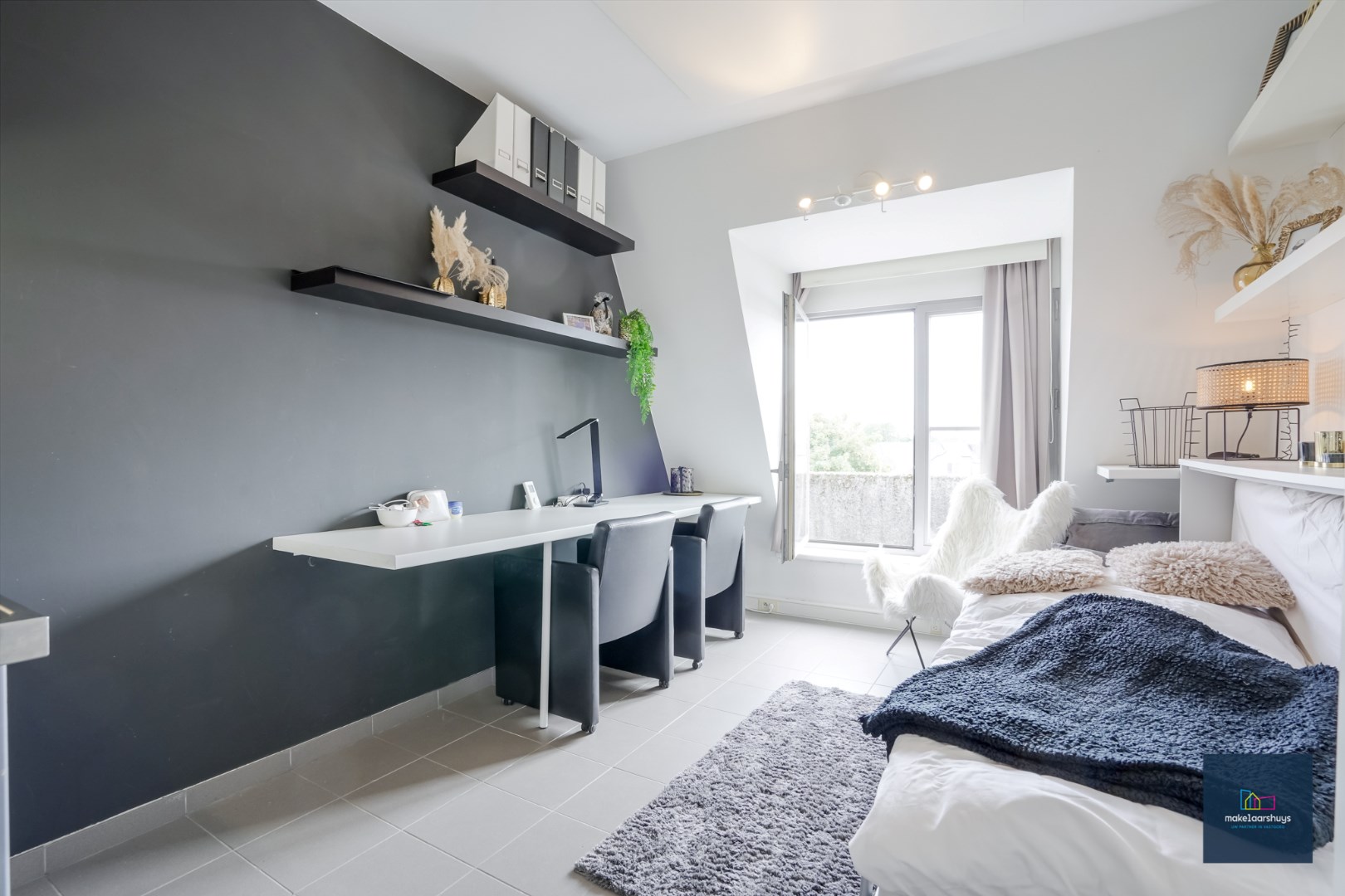 Instapklare studiokamer van 20m² in centrum Gent (Hoogstraat) 