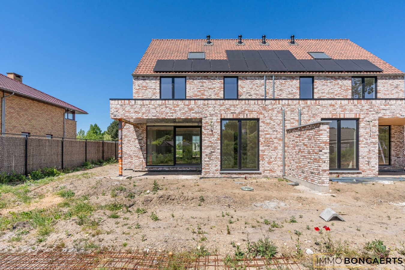 Nieuwbouwwoning met vier slaapkamers in Opglabbeek (NOG 1 BESCHIKBAAR) 